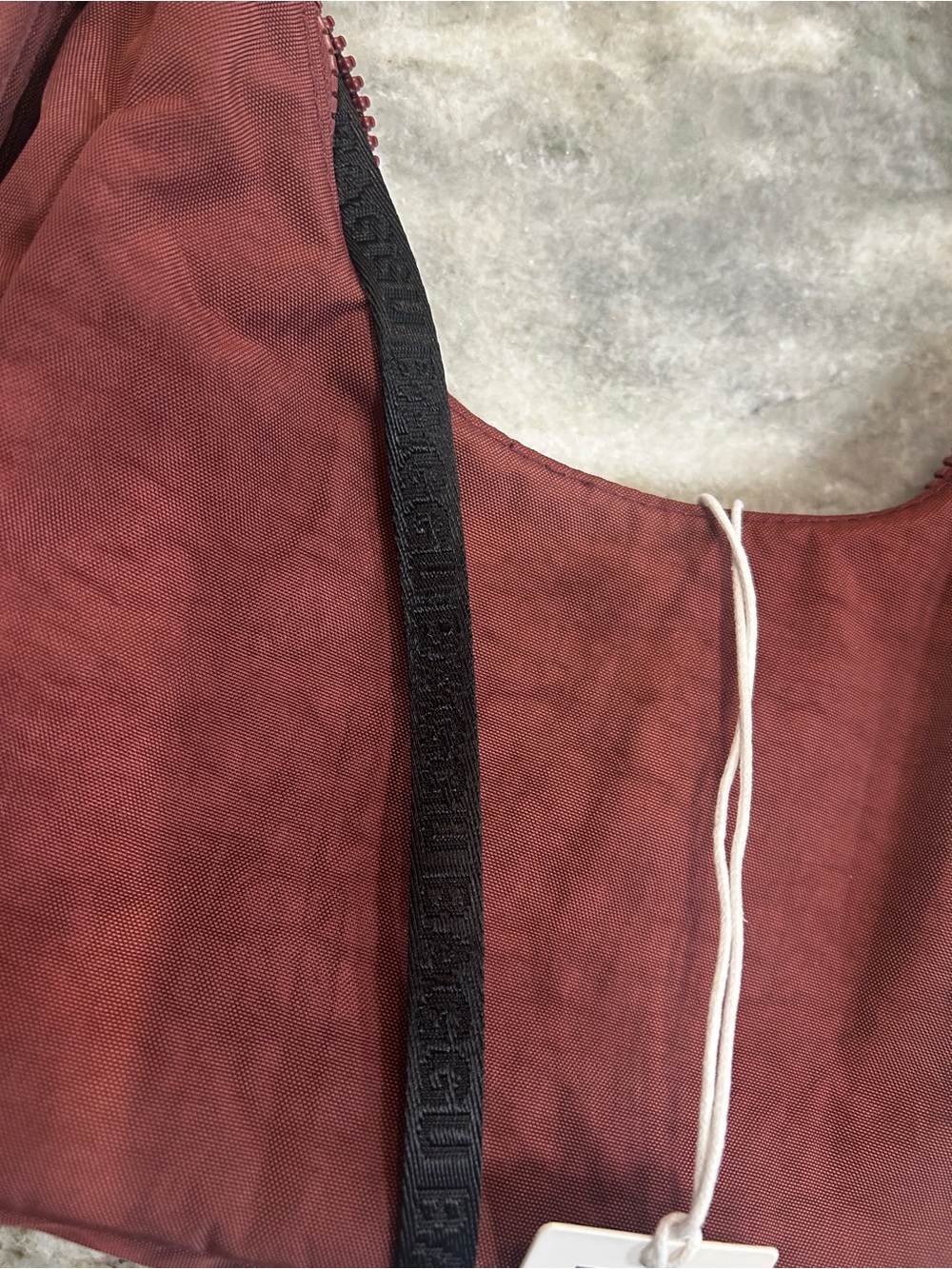 BAGGU Maroon Shoulder Bag - Picture 3 of 12
